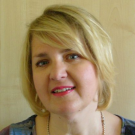 Mariola Żuk – Dr nauk medycznych psycholog kliniczny, psychoterapeuta traumy